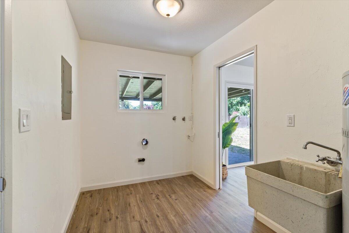 3395 Bursell Road