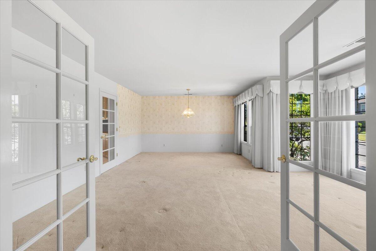 2921 Amblegreen Drive