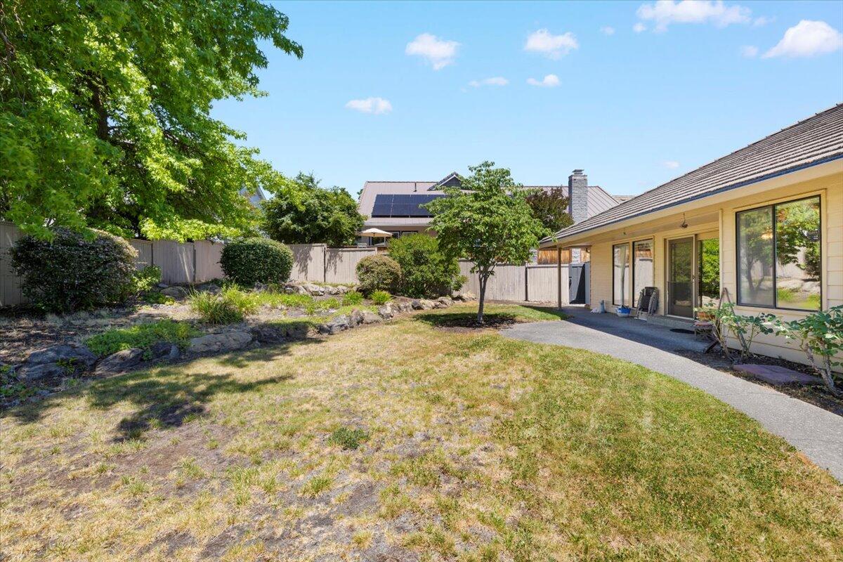 2921 Amblegreen Drive