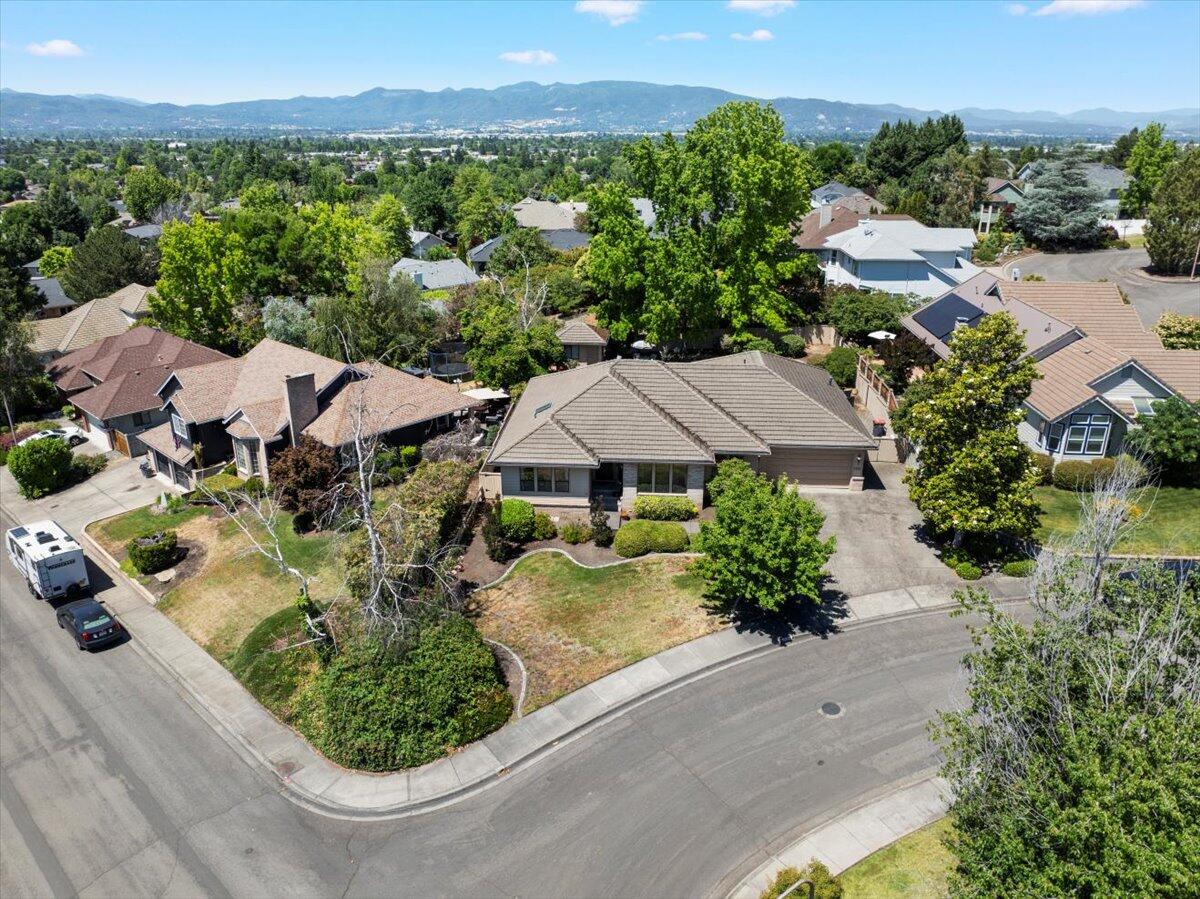 2921 Amblegreen Drive