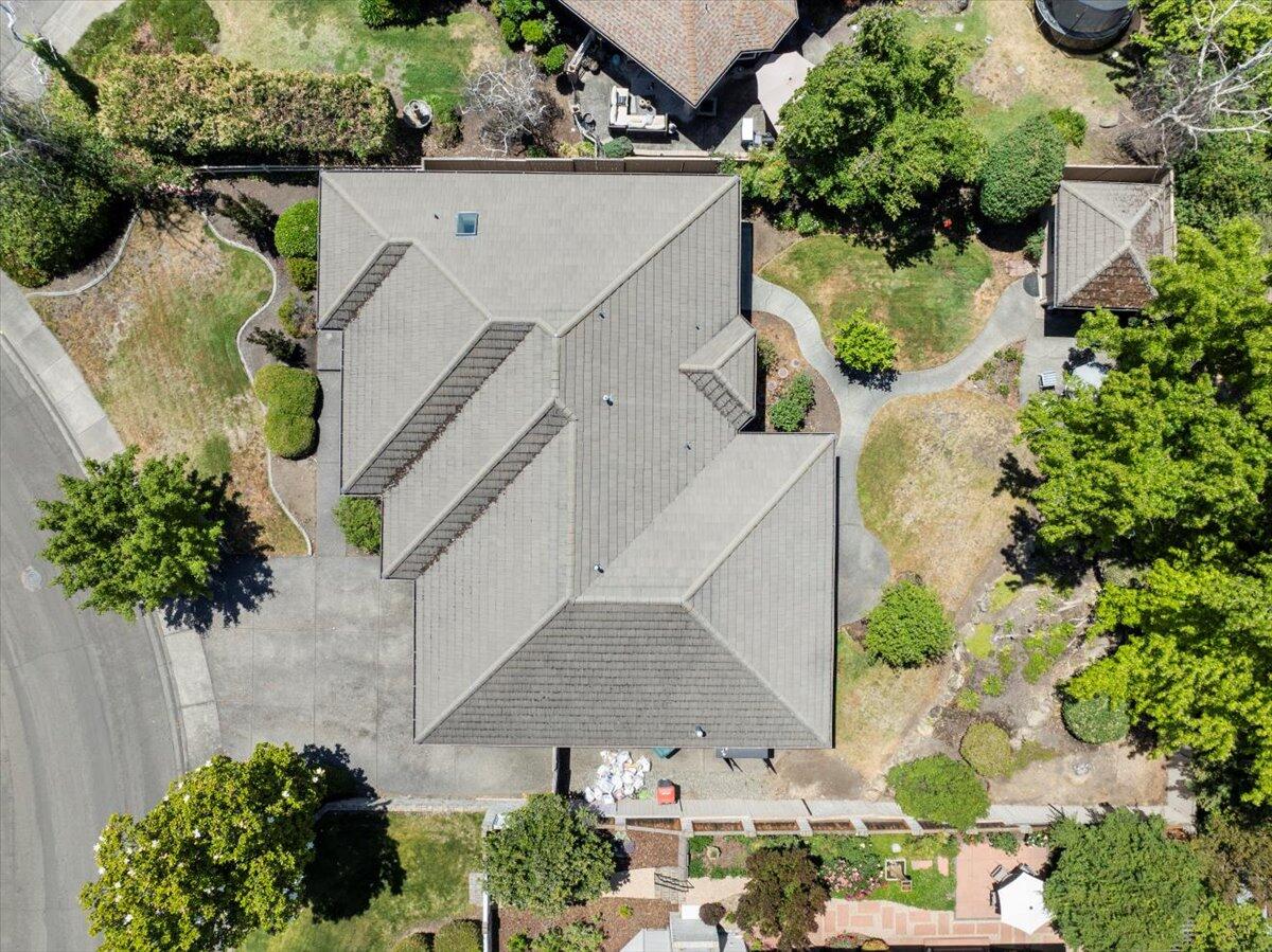 2921 Amblegreen Drive