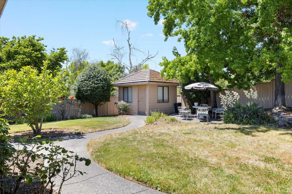 2921 Amblegreen Drive