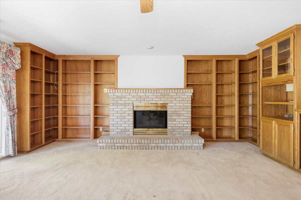2921 Amblegreen Drive
