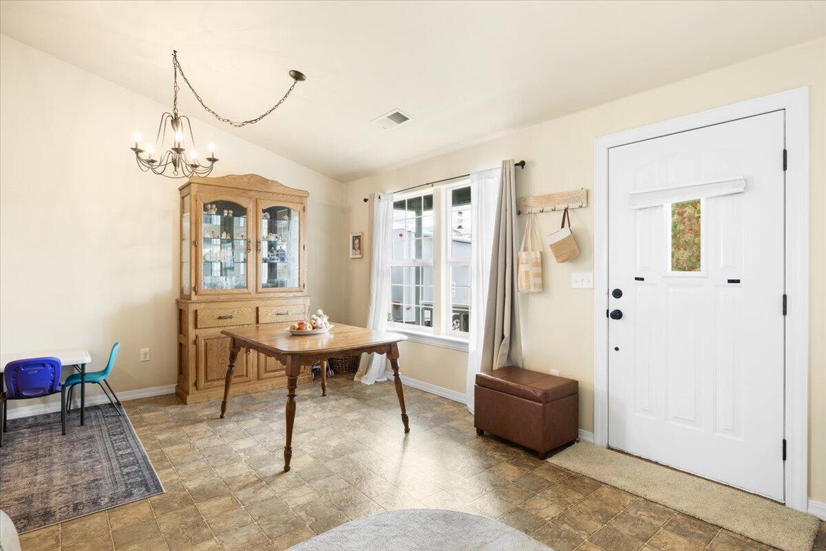 3841 Valley Meadows Drive