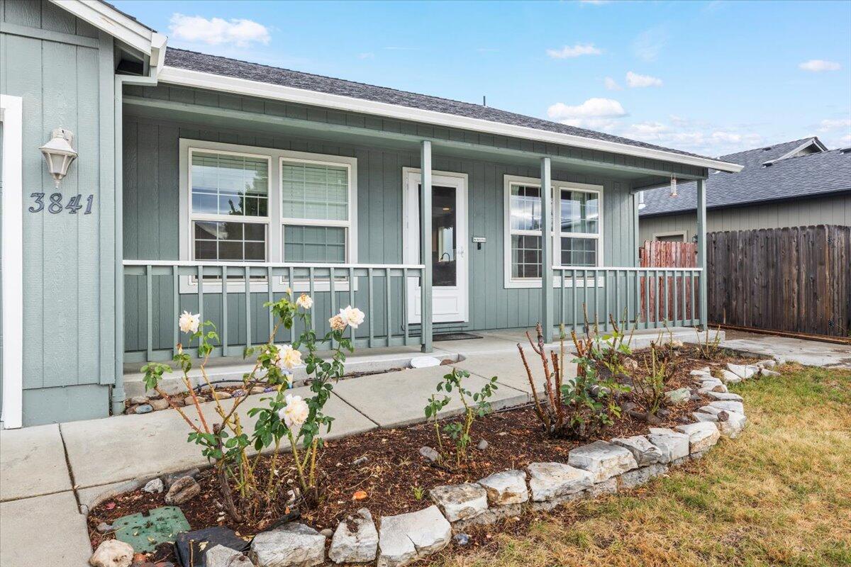 3841 Valley Meadows Drive