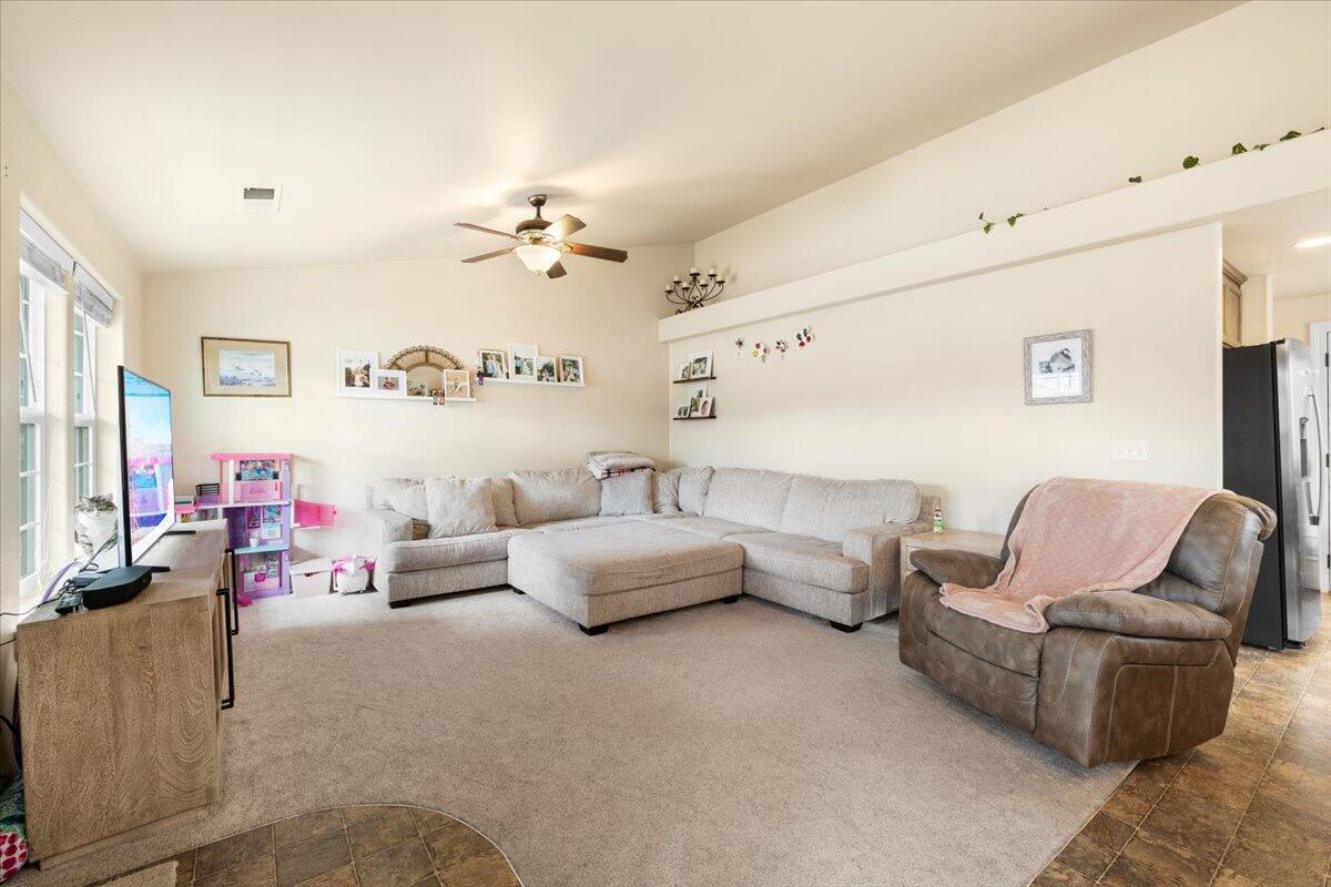 3841 Valley Meadows Drive