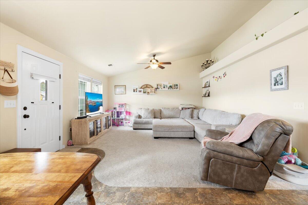 3841 Valley Meadows Drive