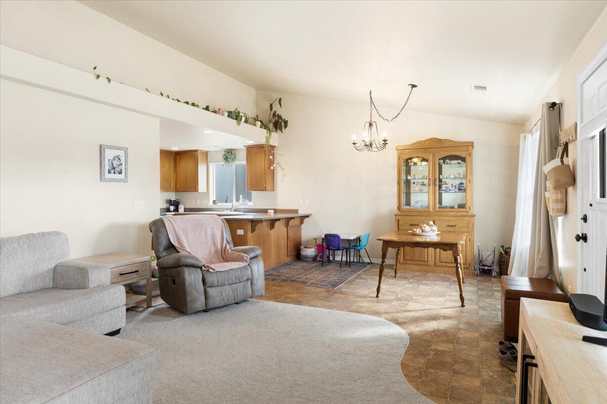 3841 Valley Meadows Drive