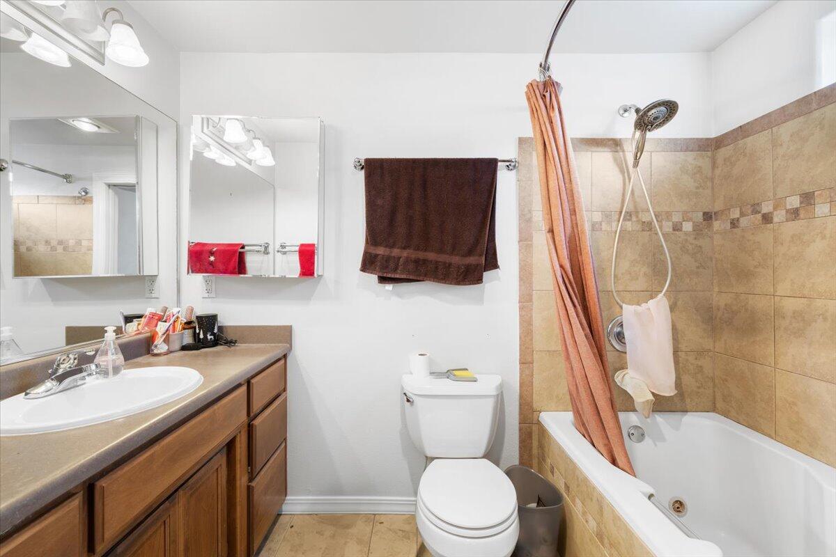 3841 Valley Meadows Drive