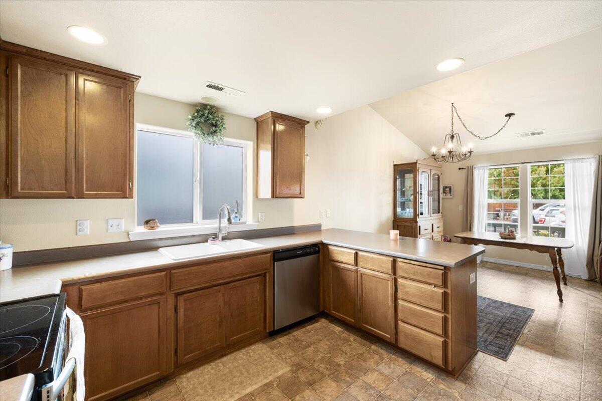 3841 Valley Meadows Drive