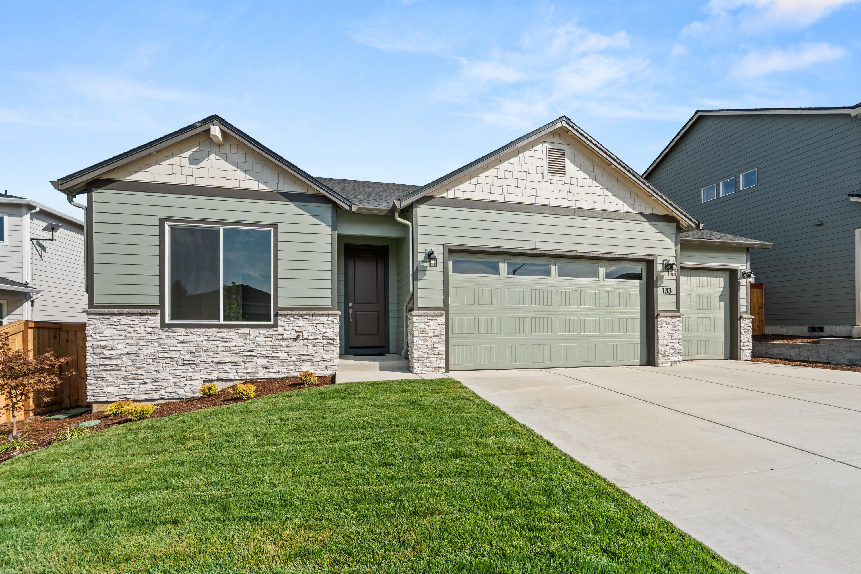 133 Valemont Drive, 36