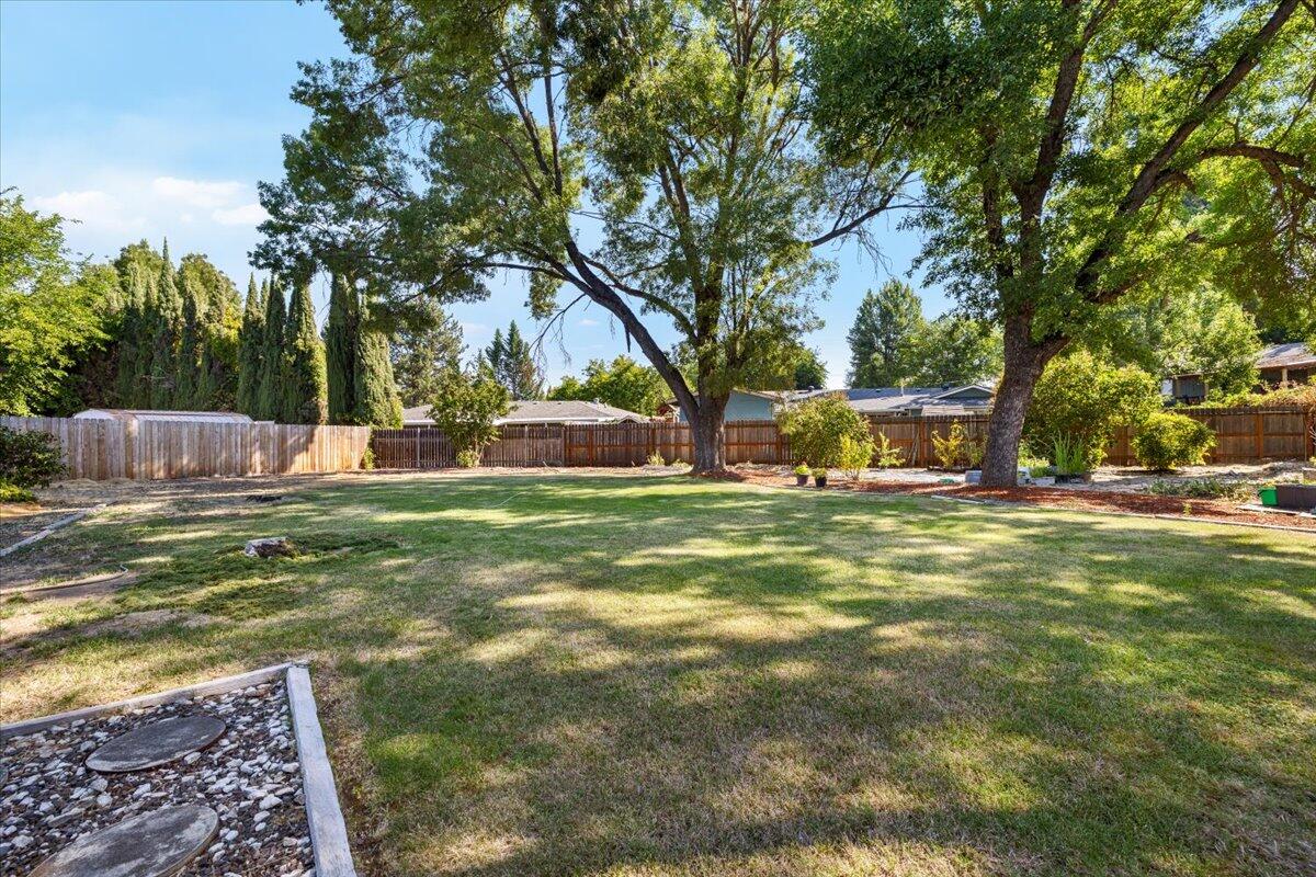 1164 N 5th Street