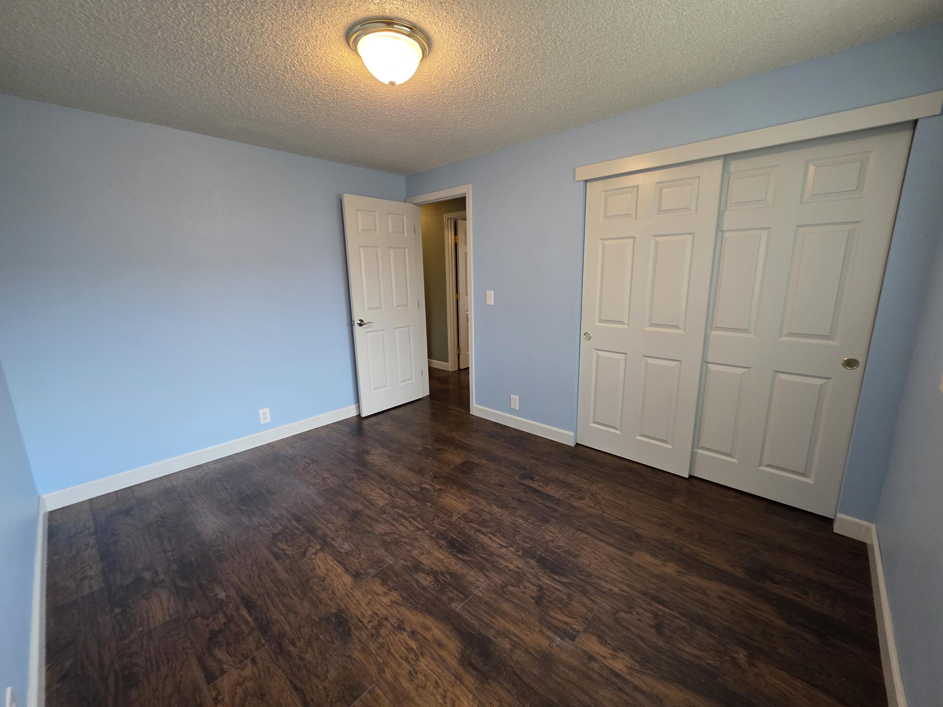 8291 Division Road, White City