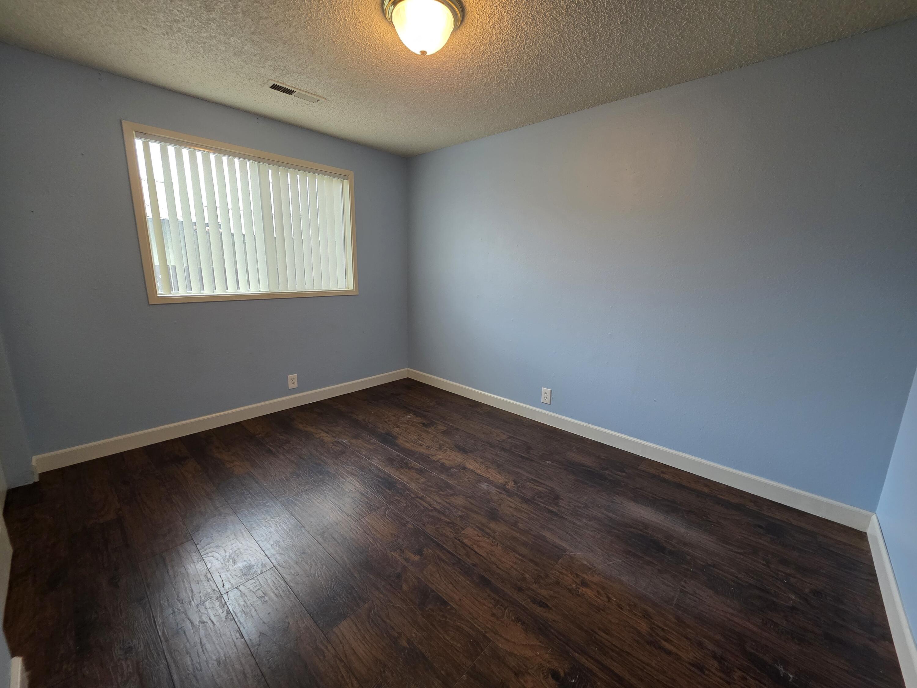 8291 Division Road, White City