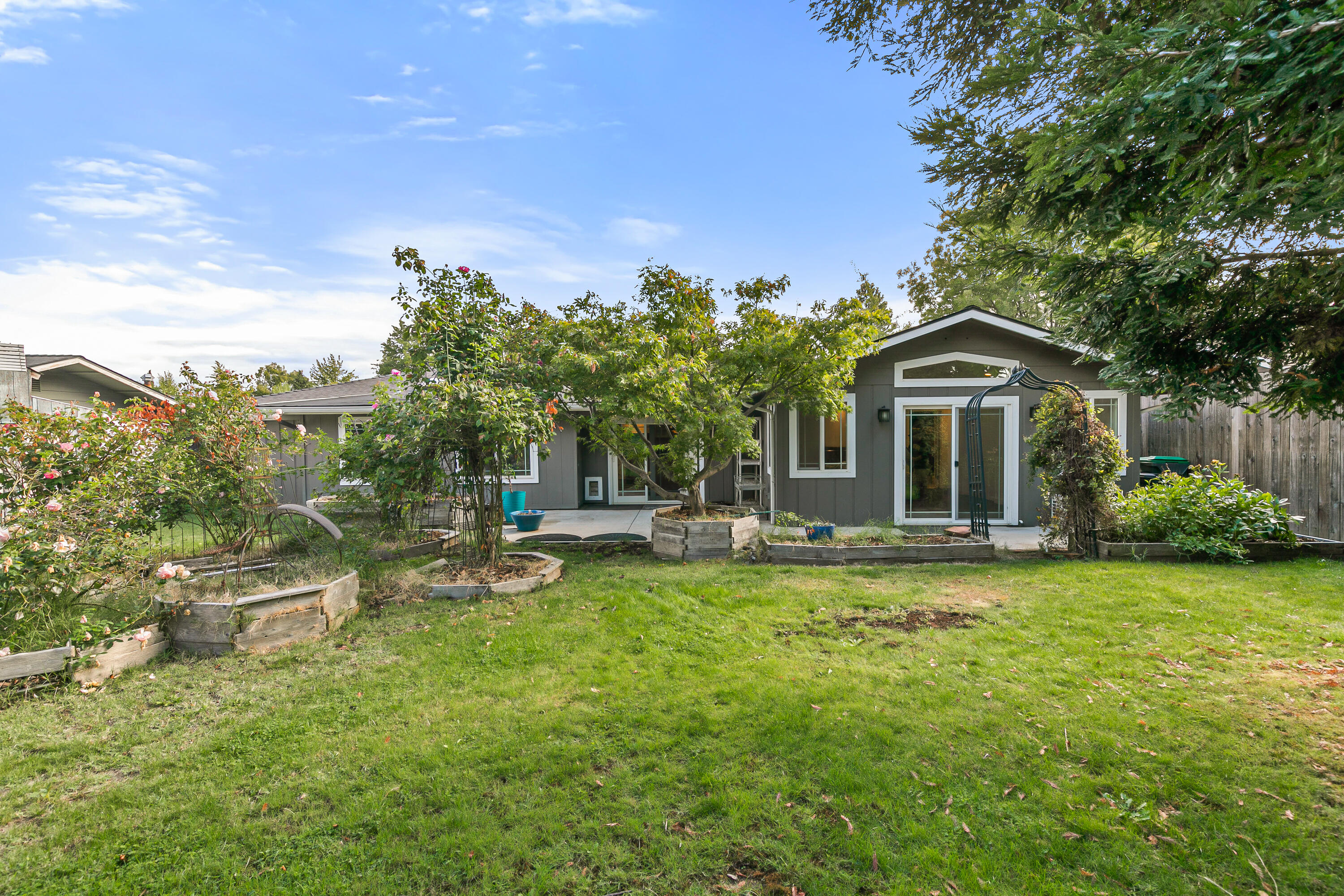 1417 Larkspur Avenue