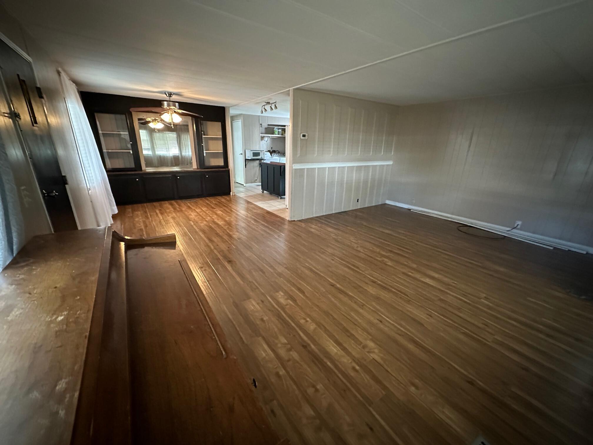 421 Stevens Road, 52