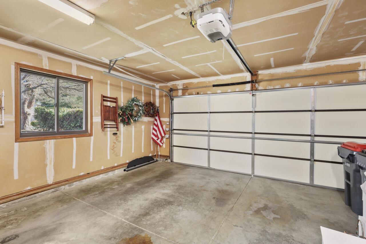 2489 Senate Way