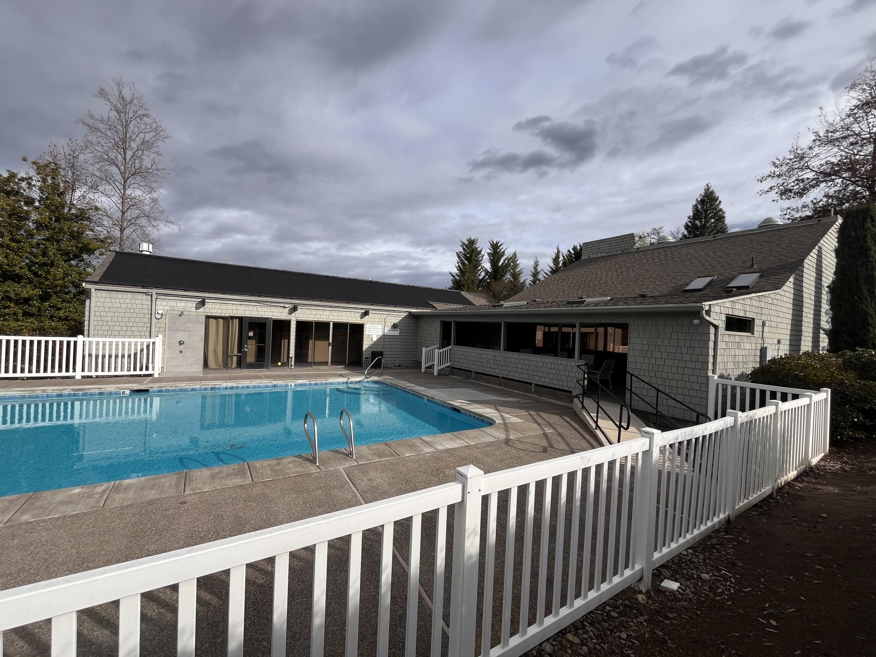 2489 Senate Way