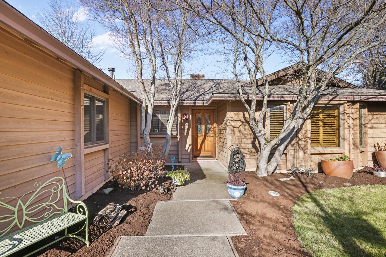 2489 Senate Way