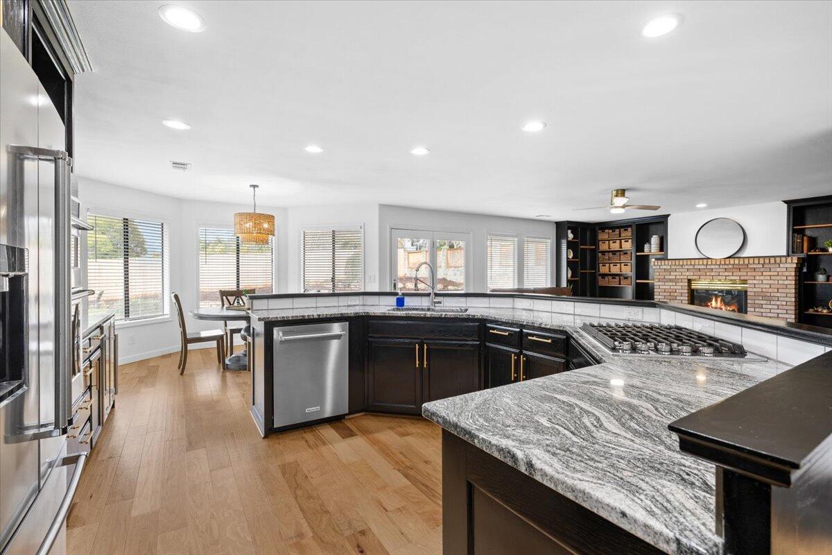 2921 Amblegreen Drive