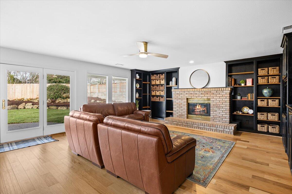 2921 Amblegreen Drive