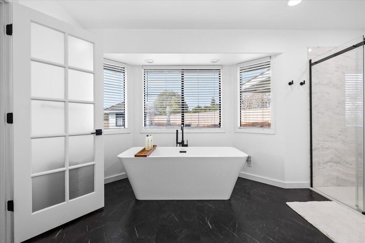 2921 Amblegreen Drive