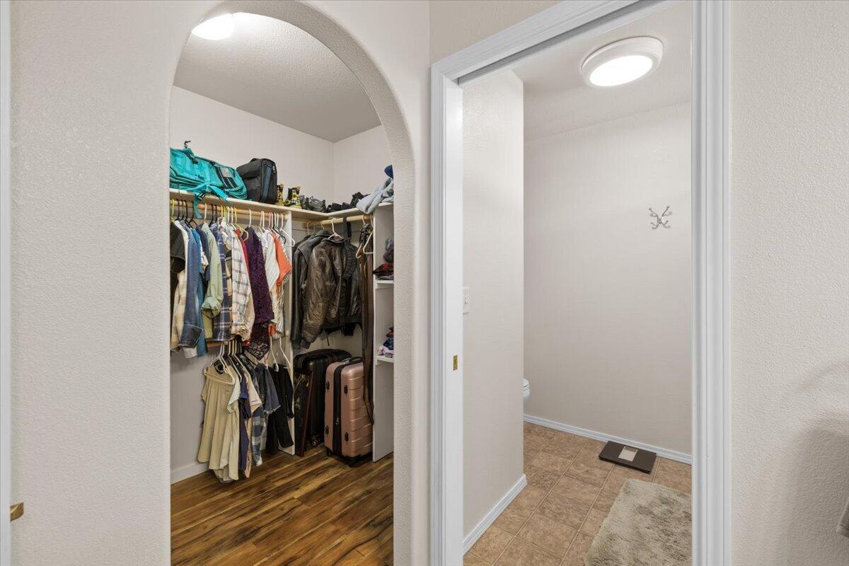 962 Ridgeview Drive