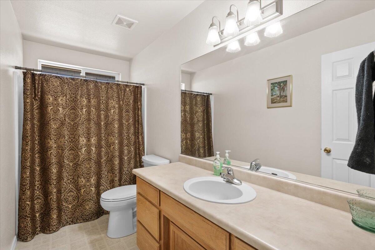 962 Ridgeview Drive