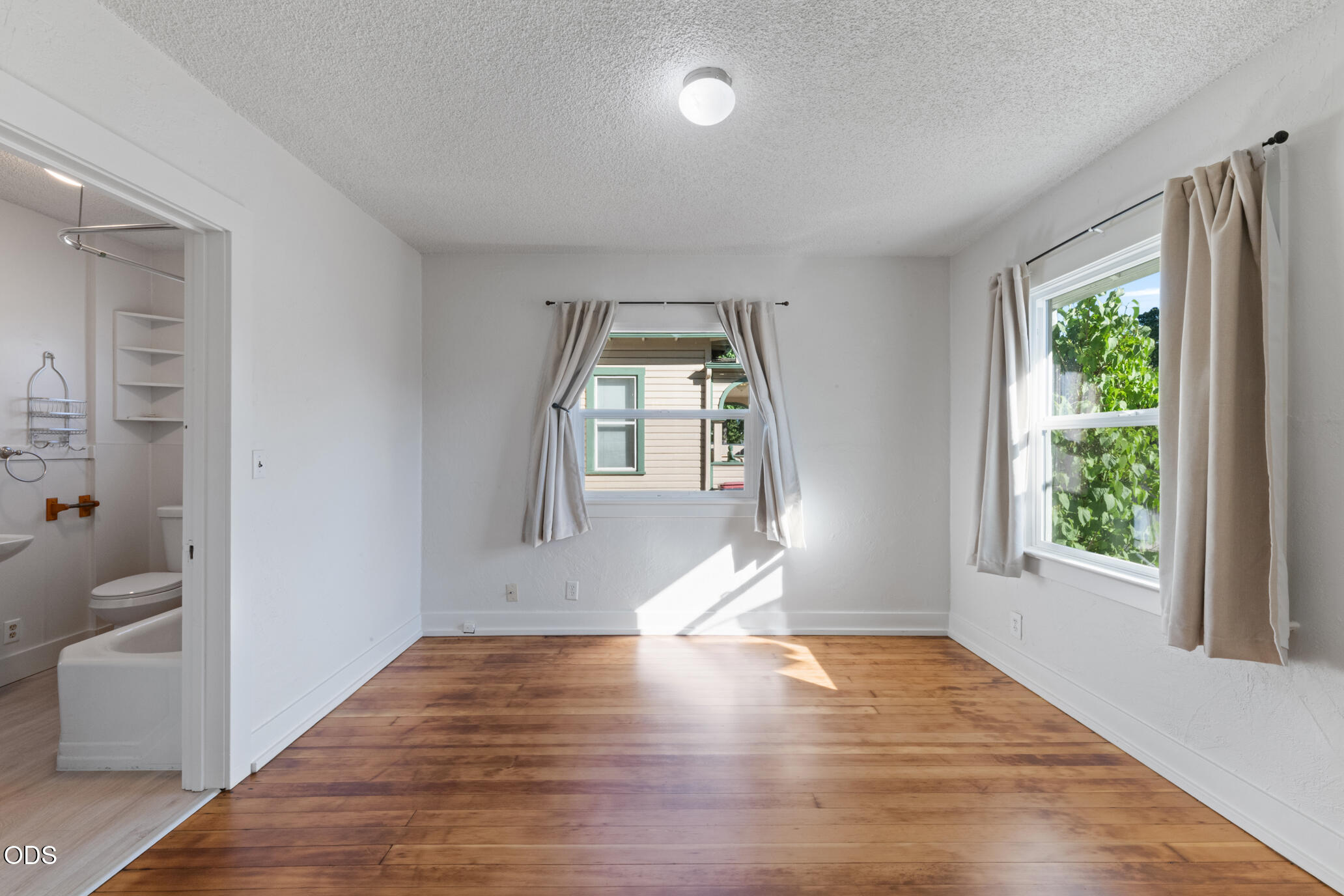 429 S Grape Street