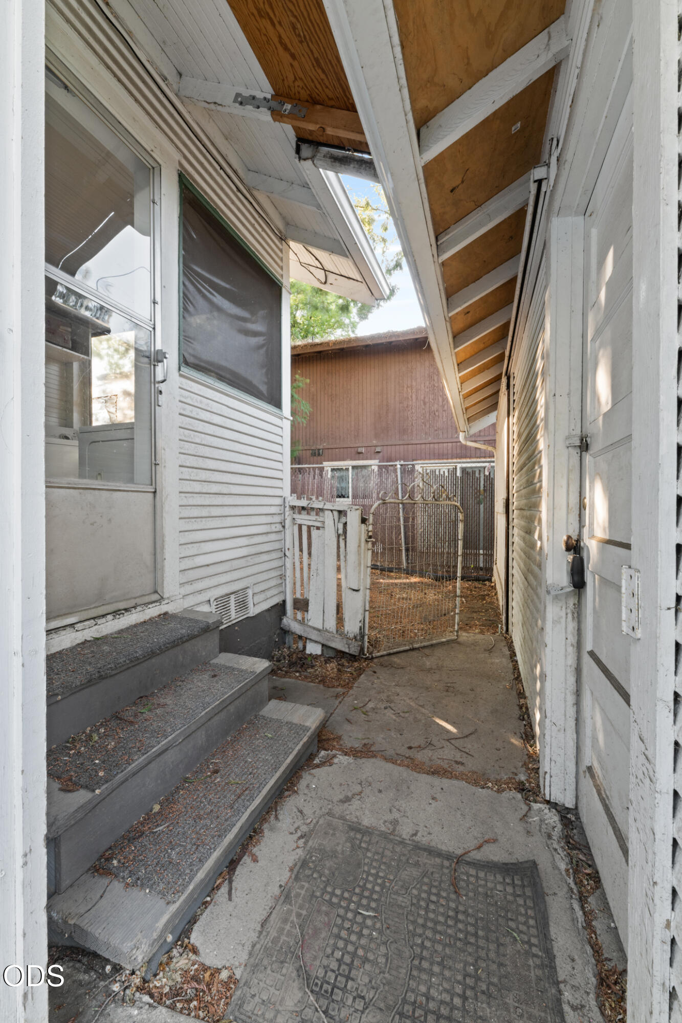 429 S Grape Street