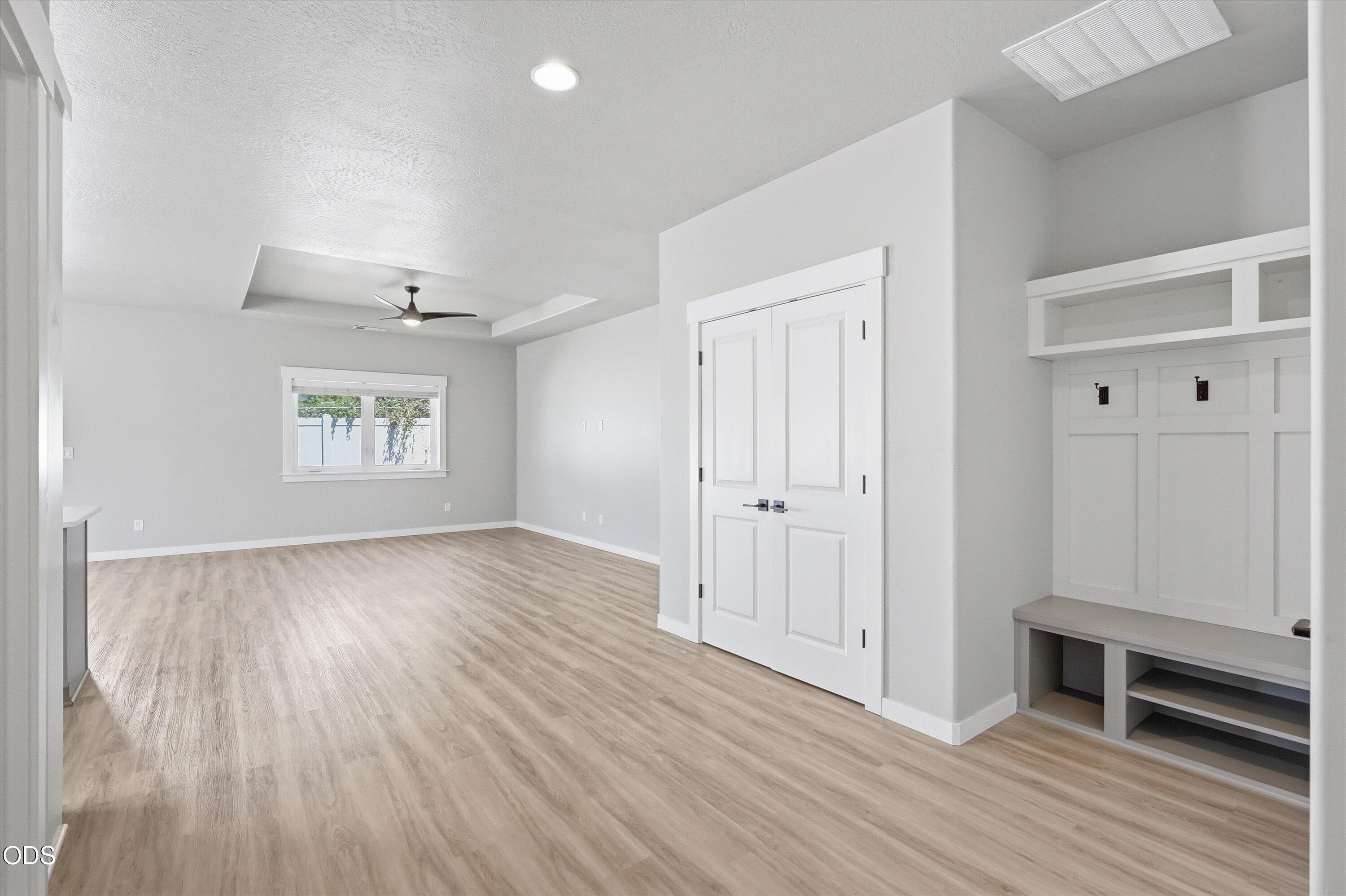 1731 Luxor Lane