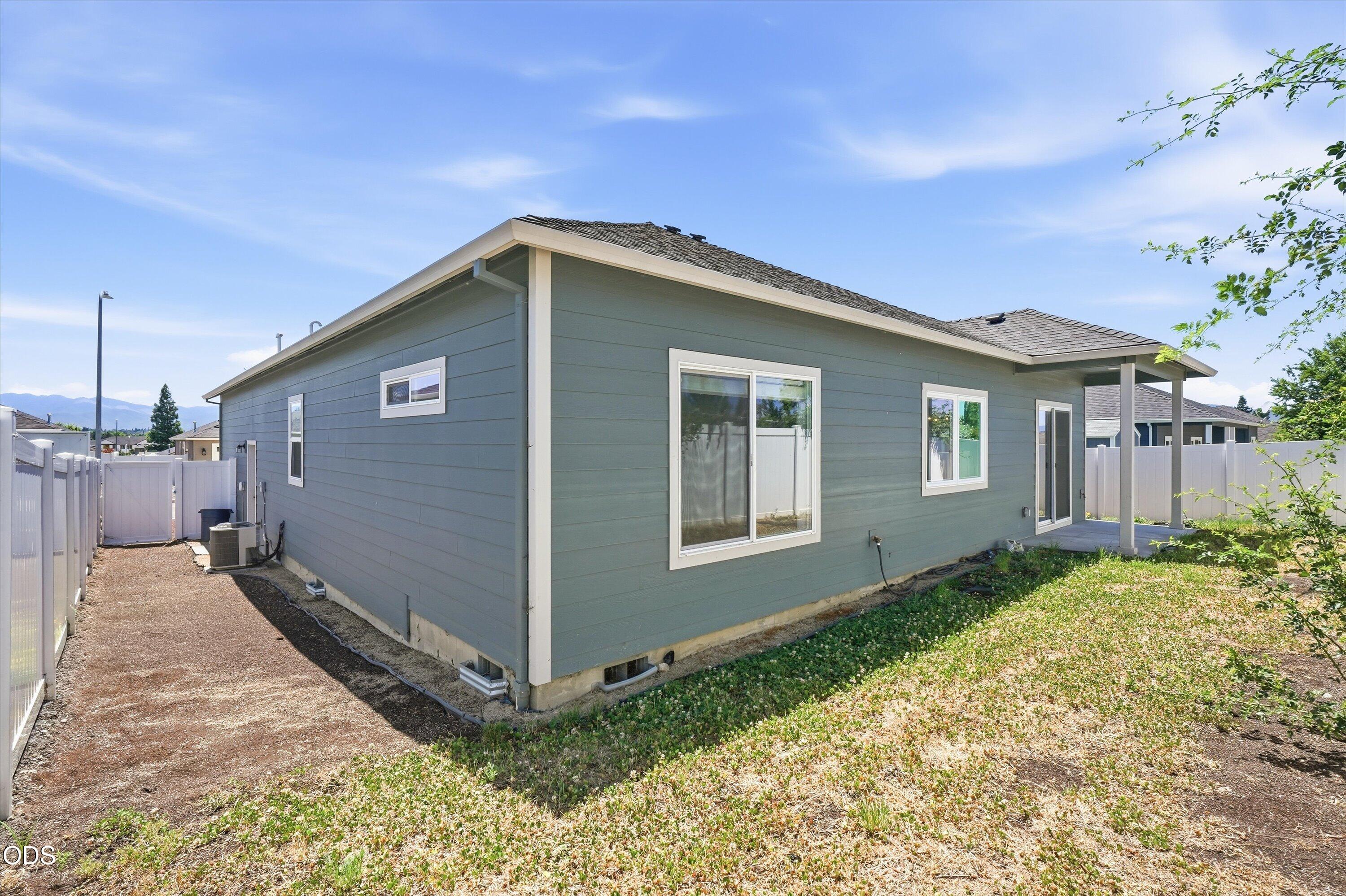 1731 Luxor Lane