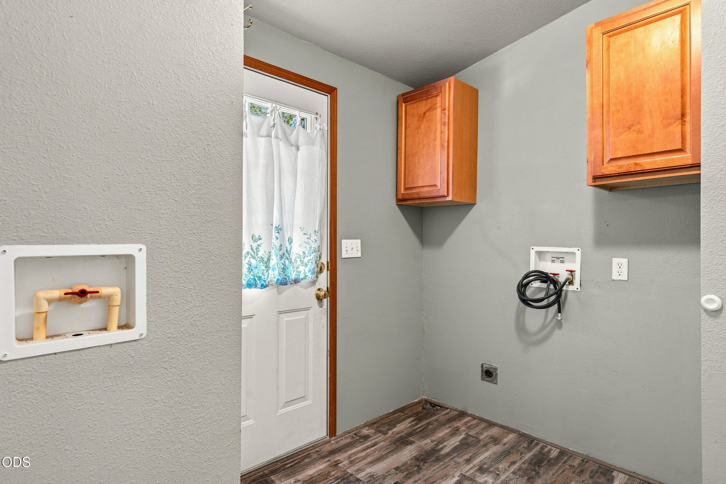 537 Thompson Creek Road, 15