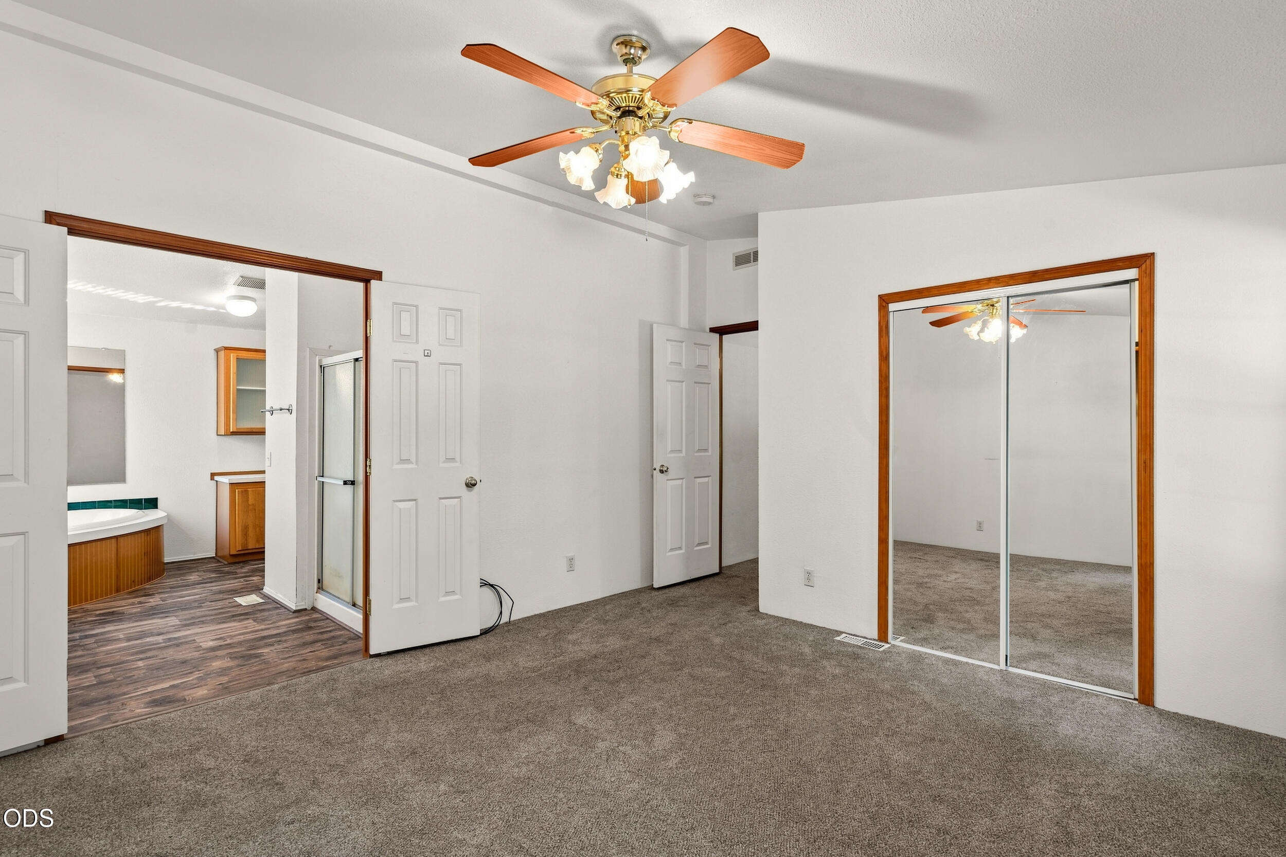 537 Thompson Creek Road, 15