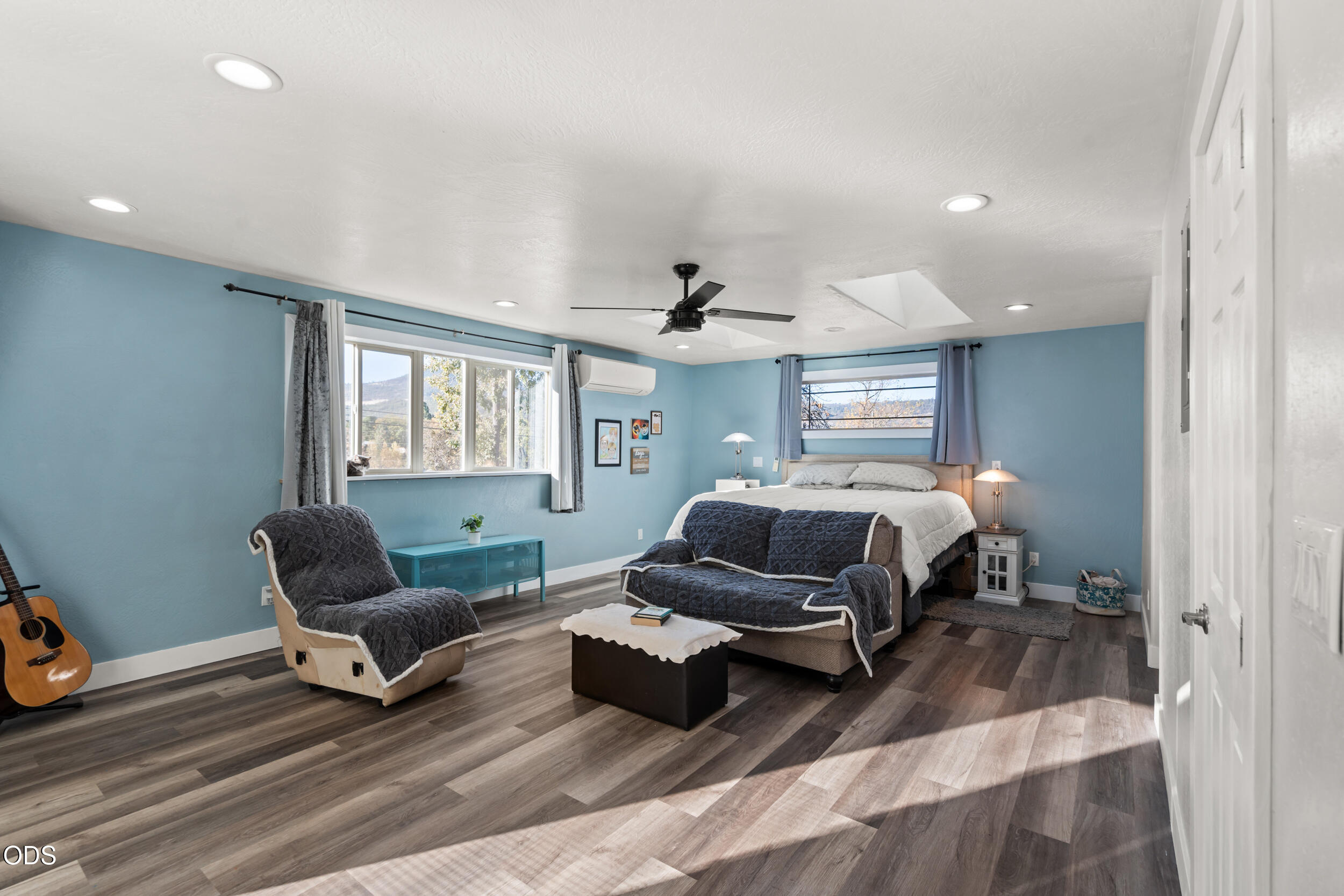 585 Craiglea Drive