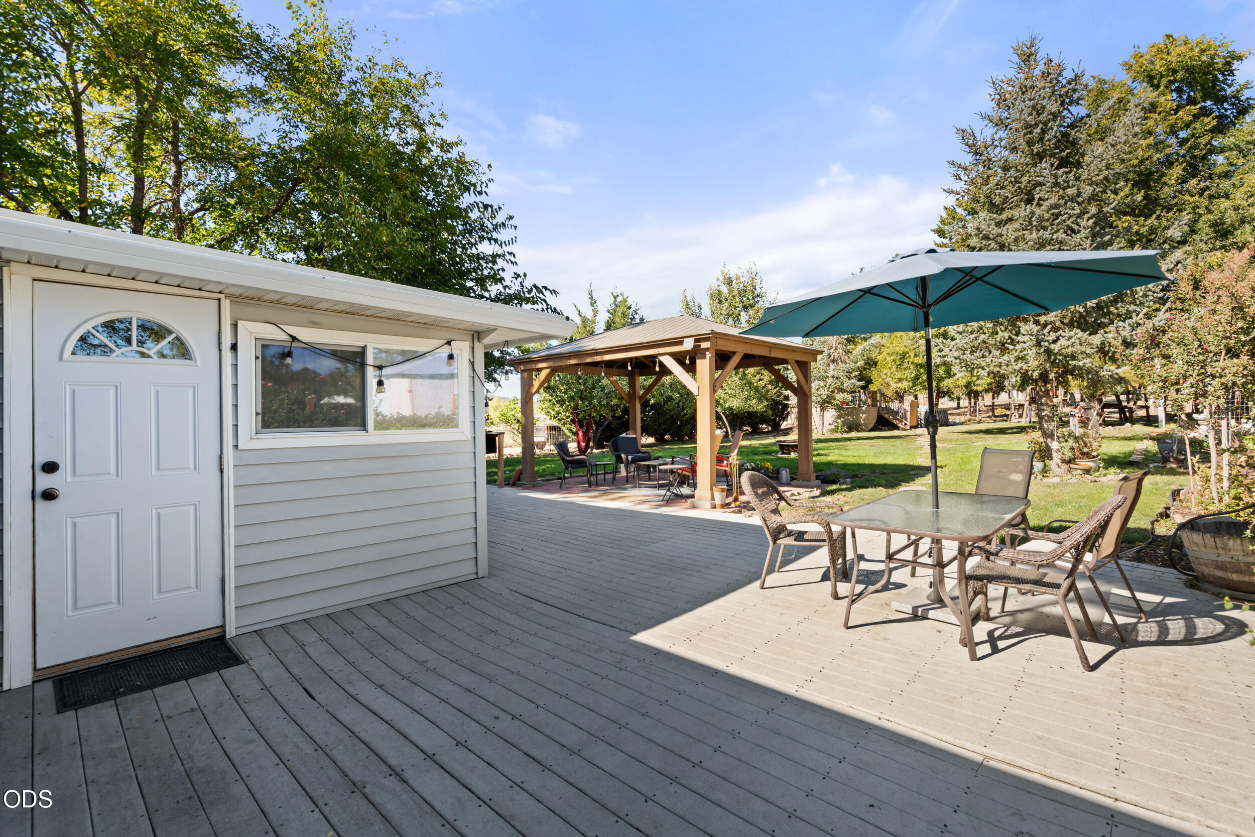 585 Craiglea Drive