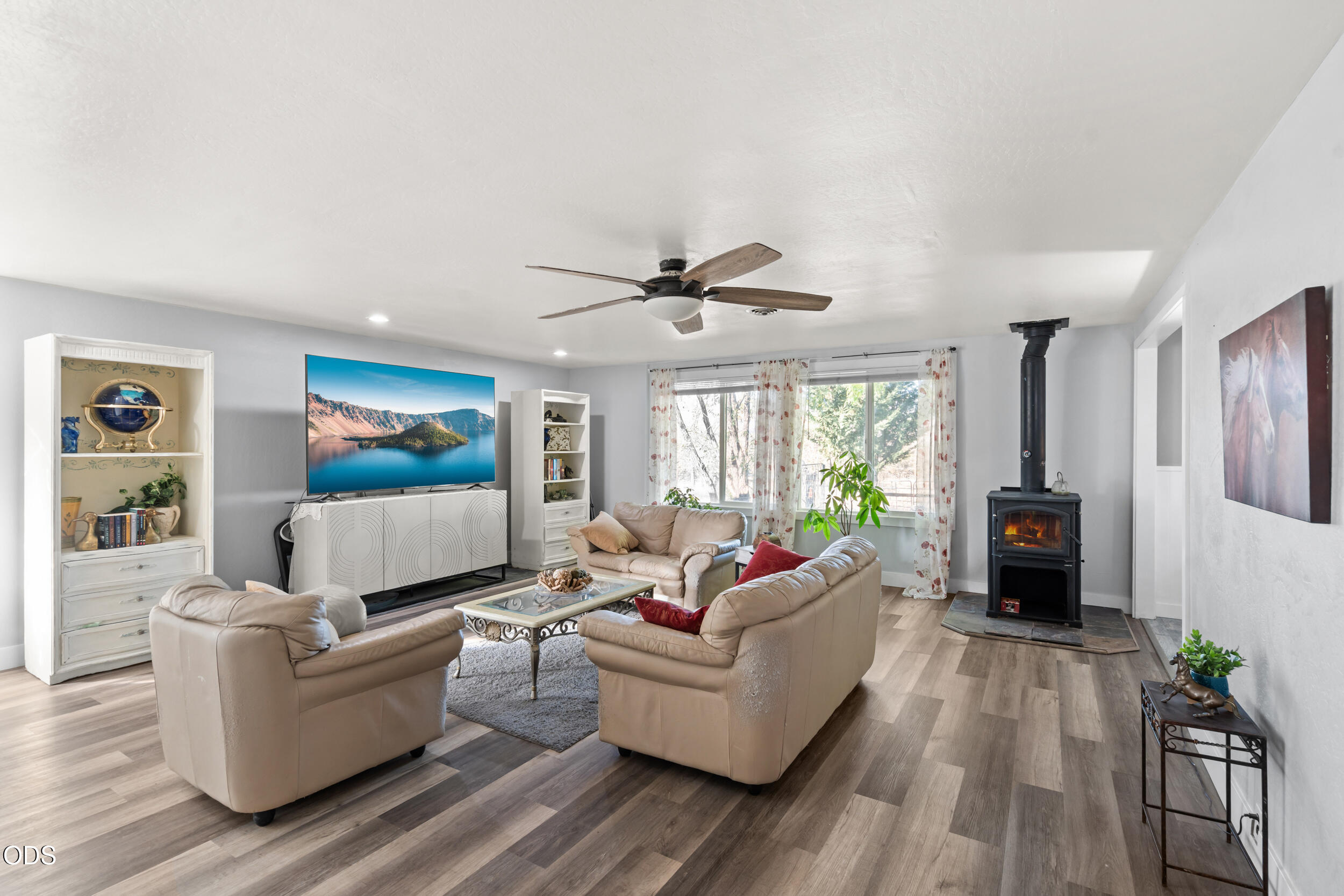 585 Craiglea Drive