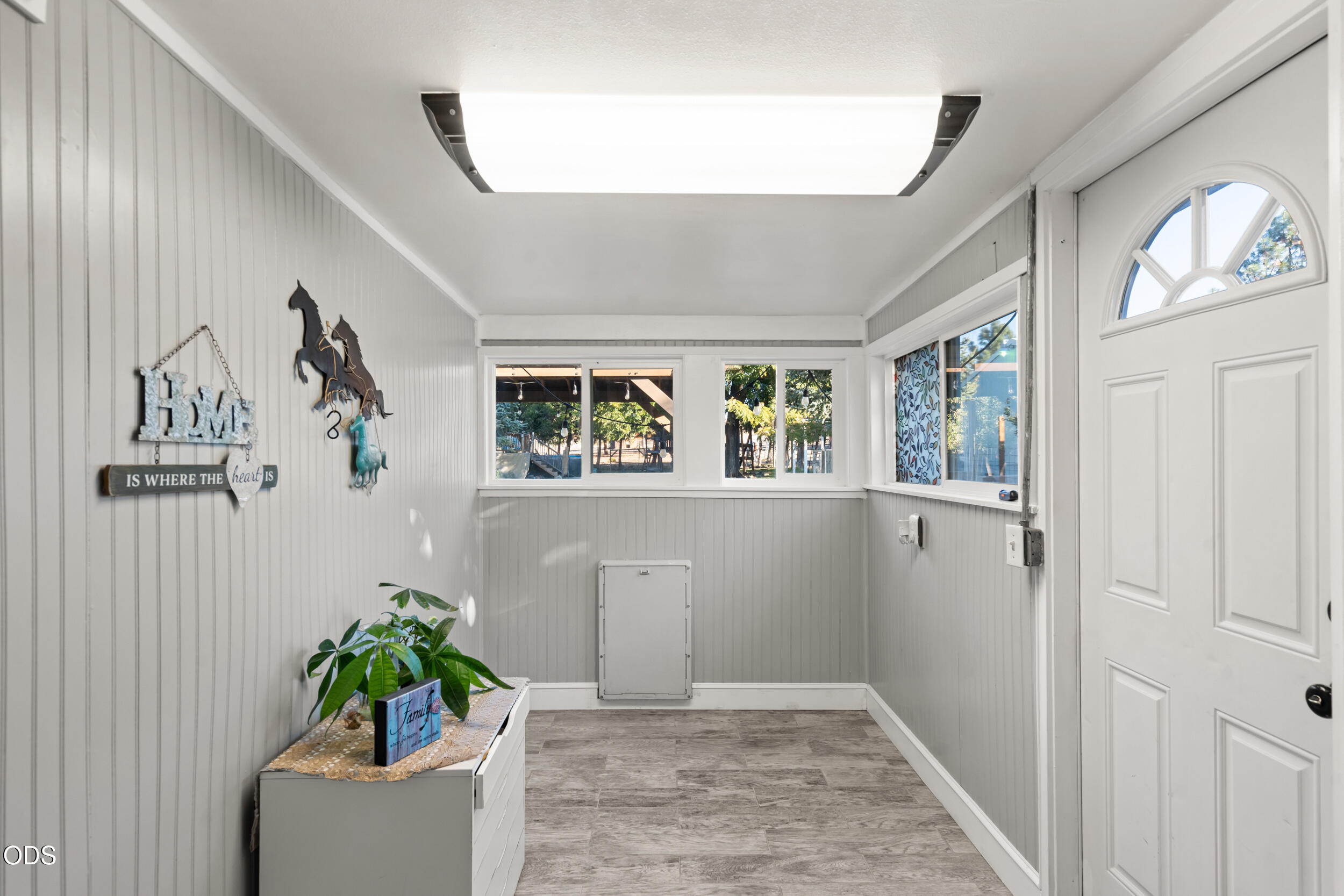 585 Craiglea Drive