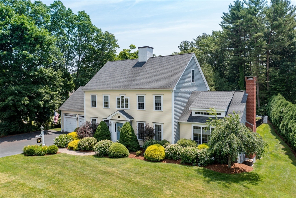 14 Riverpoint Dr