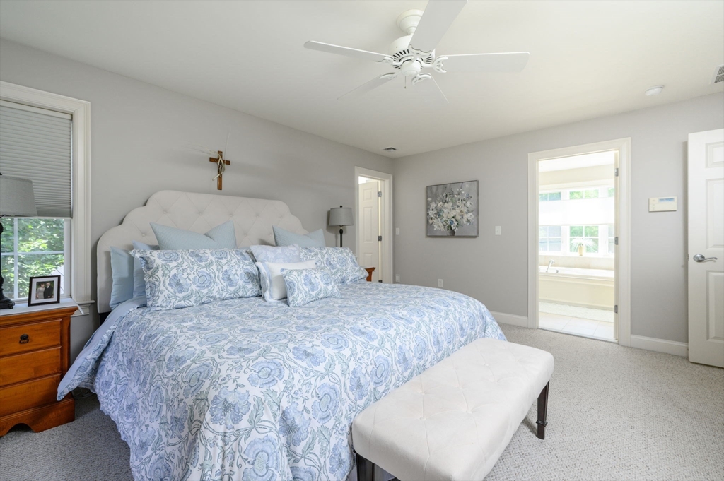 14 Riverpoint Dr