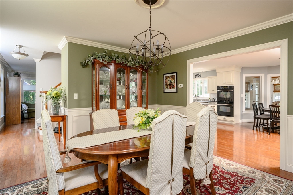 14 Riverpoint Dr