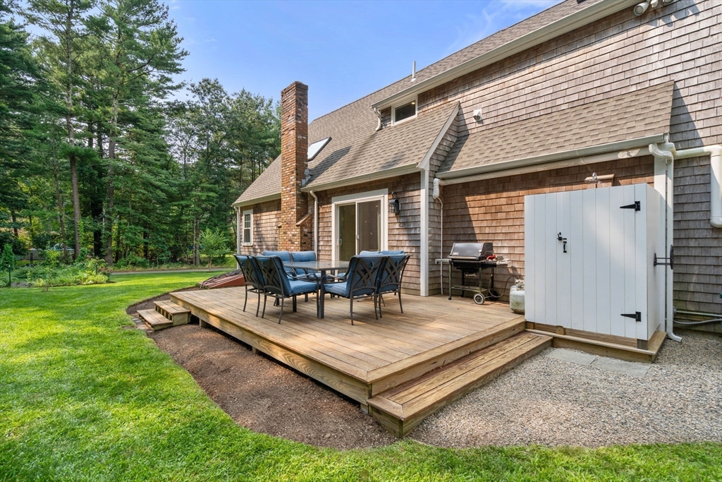 23 Grace Ln
