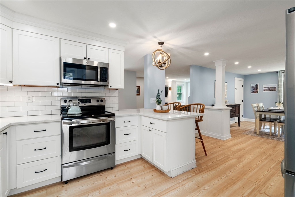 23 Grace Ln