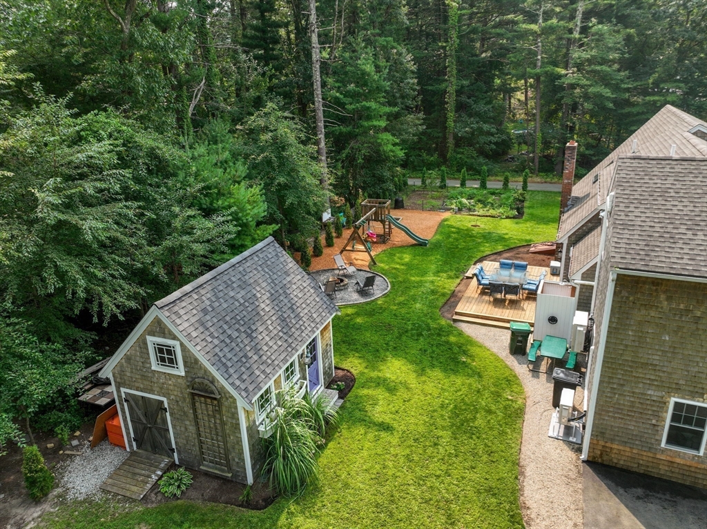 23 Grace Ln