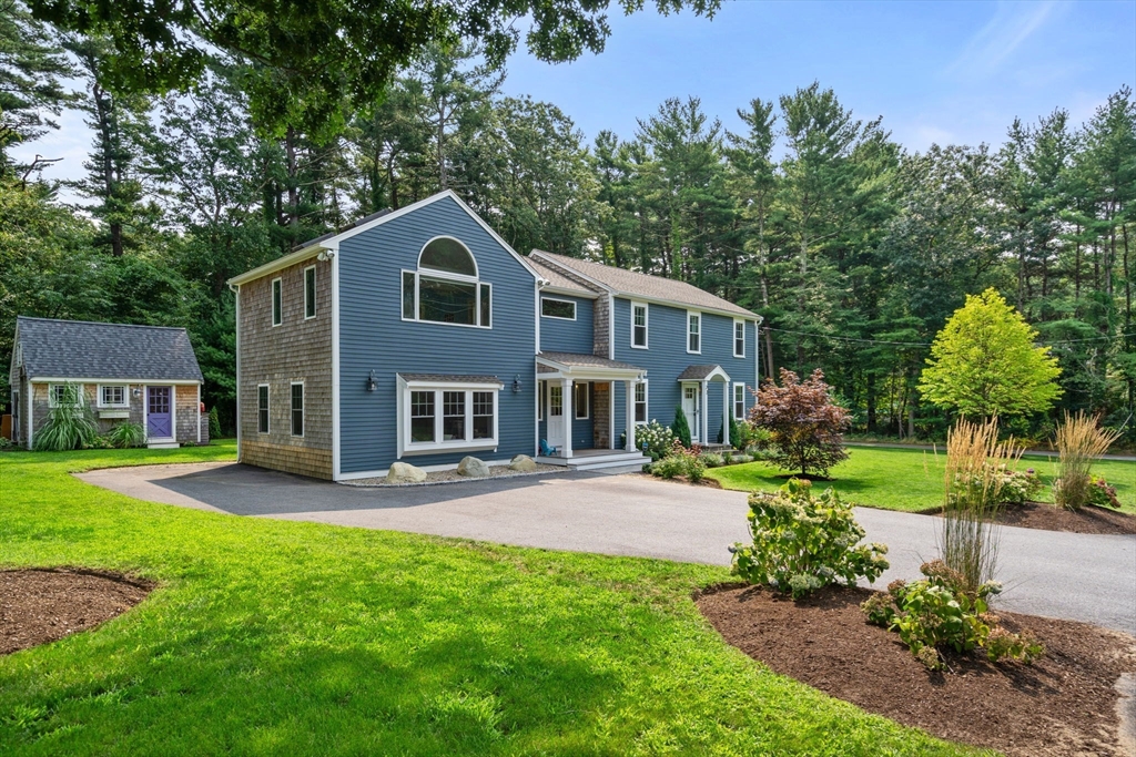 23 Grace Ln