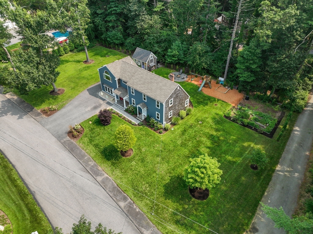23 Grace Ln