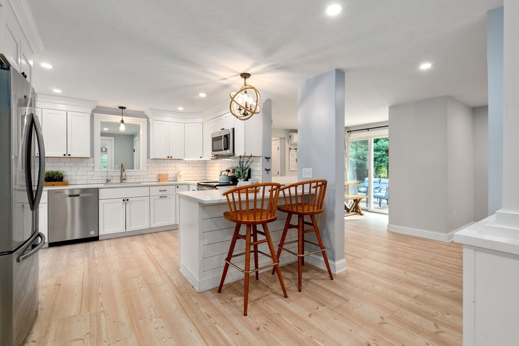 23 Grace Ln