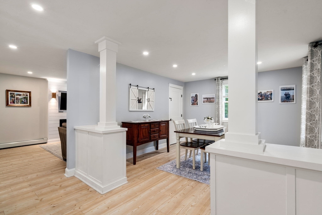 23 Grace Ln