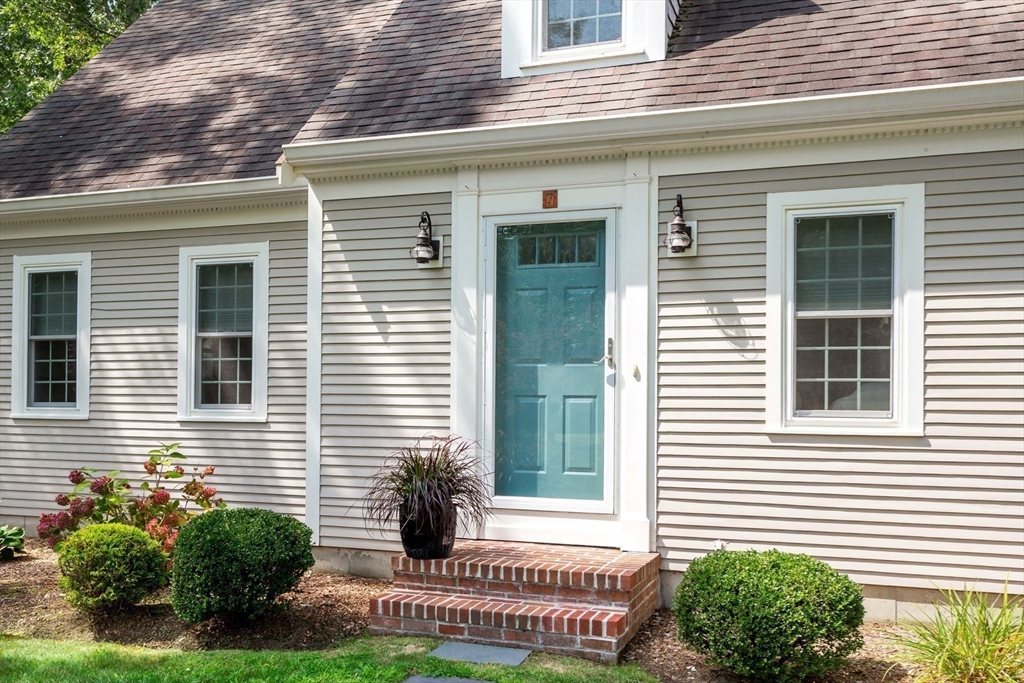 7 Abigails Way