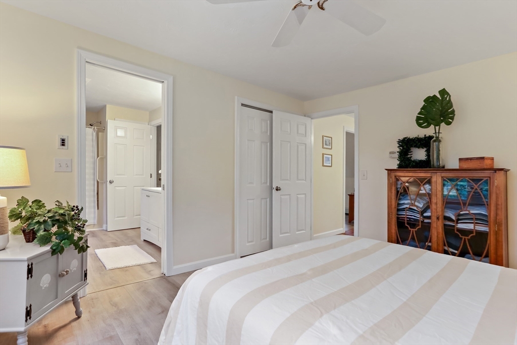 7 Abigails Way